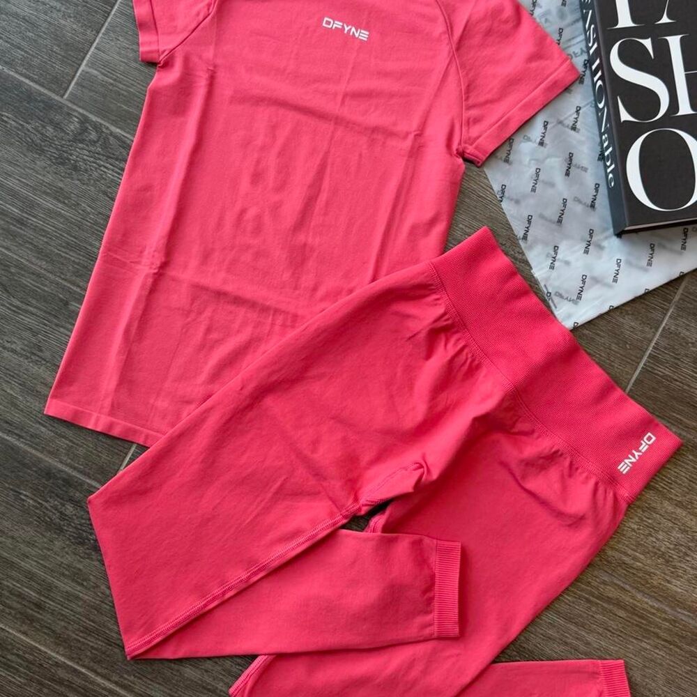 Dfyne Women's set
